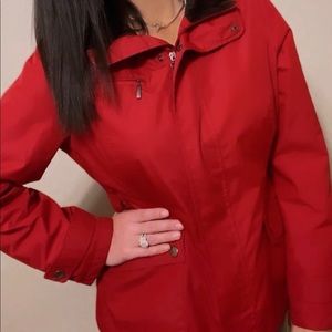 women’s Weatherproof red jacket with detachable hoodie